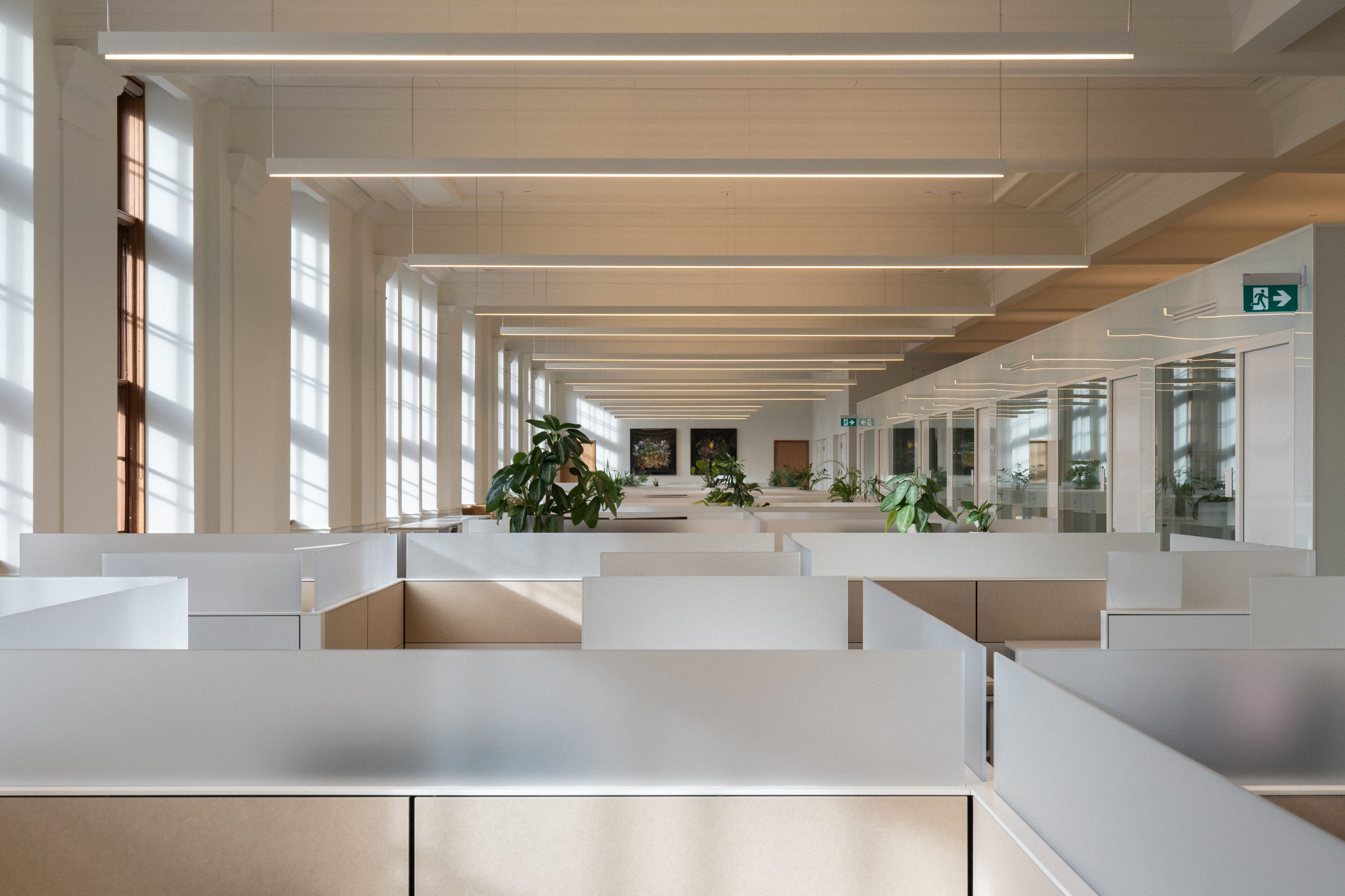 Espace de travail ouvert du service du Greffe